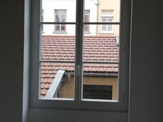 les-pentes-moins-de-bruit-a-lyon-69-rhone-2aa6582dd3c61731111f342749d10861.jpg Fenêtres Bois TB67 à Lyon de qualité.