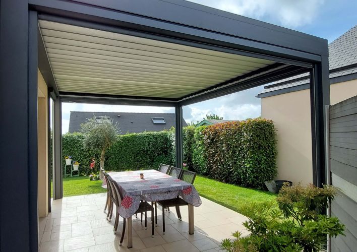 pergola-pure-line-a-lecousse-35-ille-et-vilaine-d04eb25879c0fa055405ccb85544c4c0.jpg Menuiseries de qualité, Pergola Pure Line