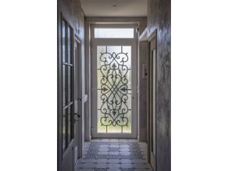 Portes d'entrée Madine, Séquoia, Houston, Nassau