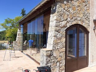 TRYBA Roquebrune-sur-Argens : fermeture terrasse verre coulissant.