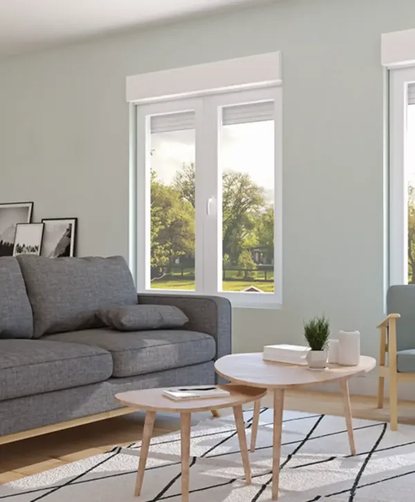 Volet roulant blanc sur fenetres PVC dans salon lumineux 2